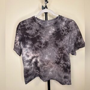 Chic Tie-Dye Short Sleeve Top